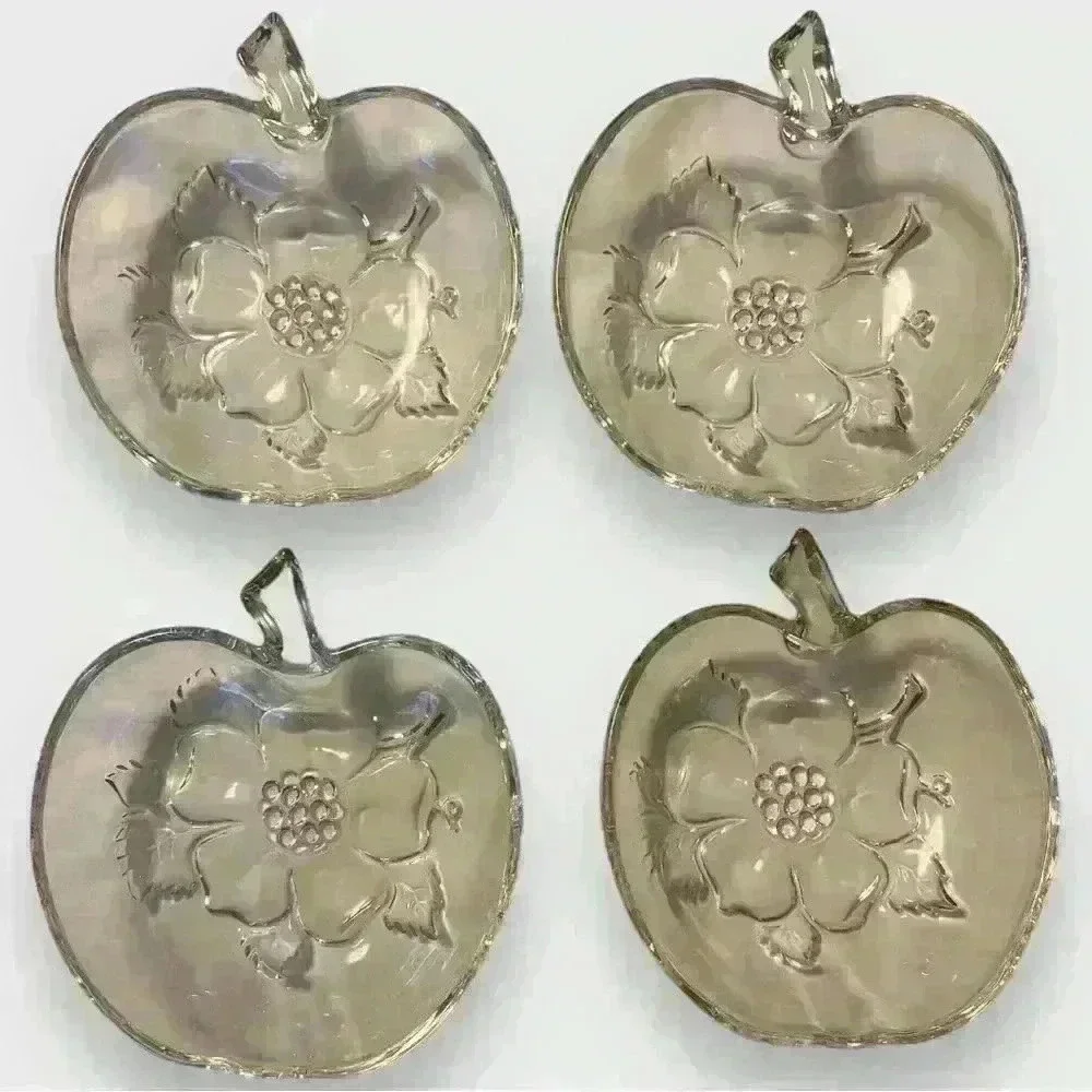 Set of 4 VTG Glass apple bowl trinket dish apple blossom bottom 🍎🍏
